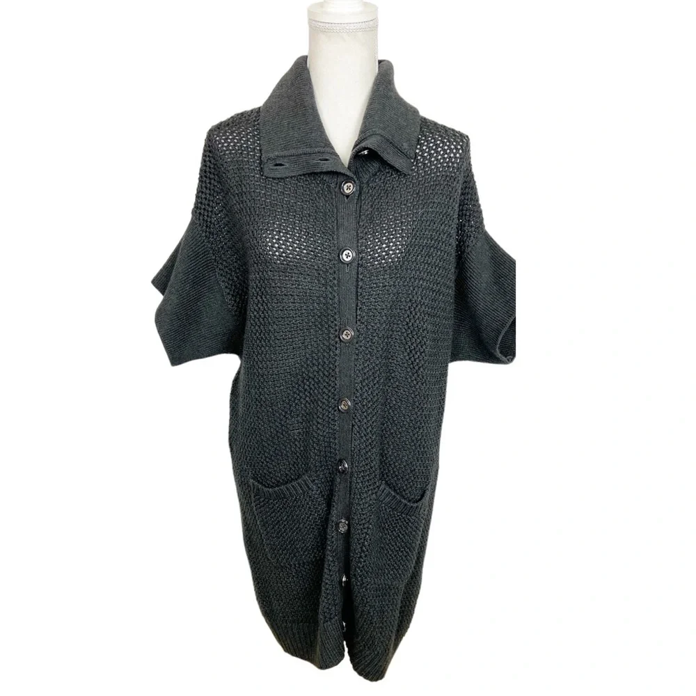 BCBG Paris Grey Waffle Knit Long Cardigan Sweater Short Sleeves Size Small - Picture 1 of 9